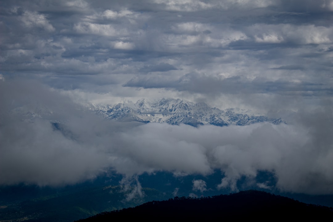 Dehradun to Kausani taxi